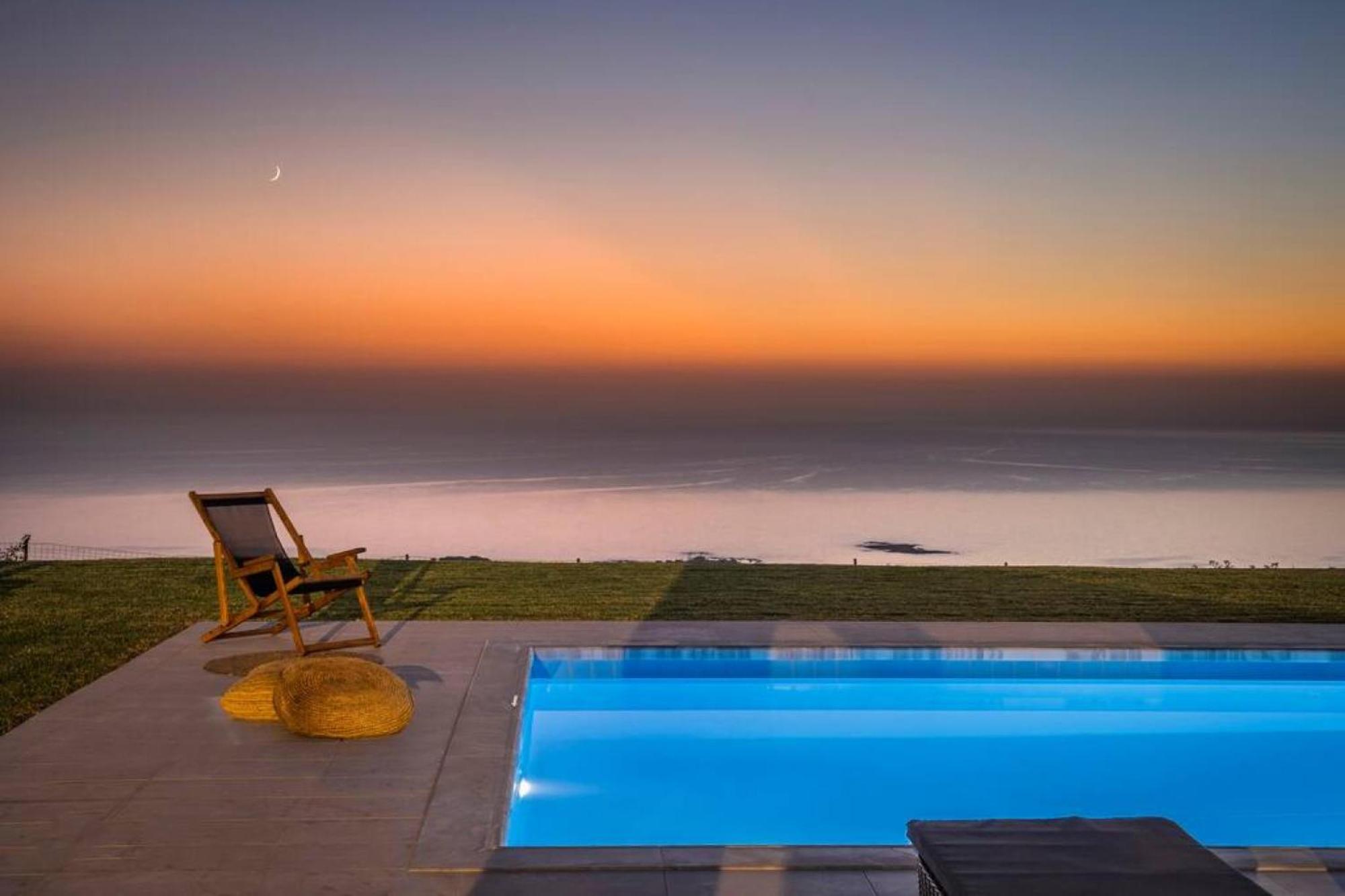 Grande Azzurro In Lakithra Villa Екстериор снимка