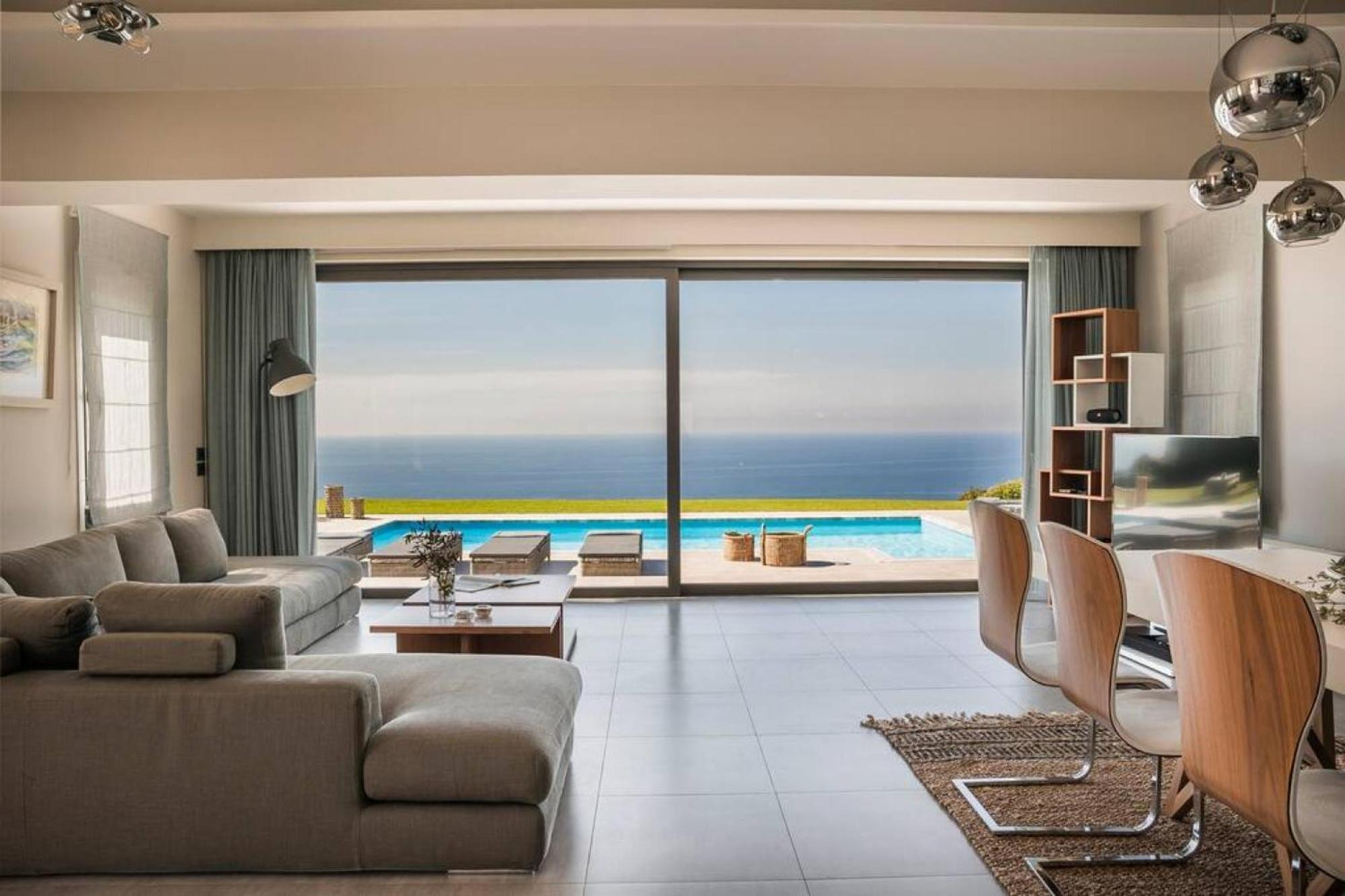 Grande Azzurro In Lakithra Villa Екстериор снимка