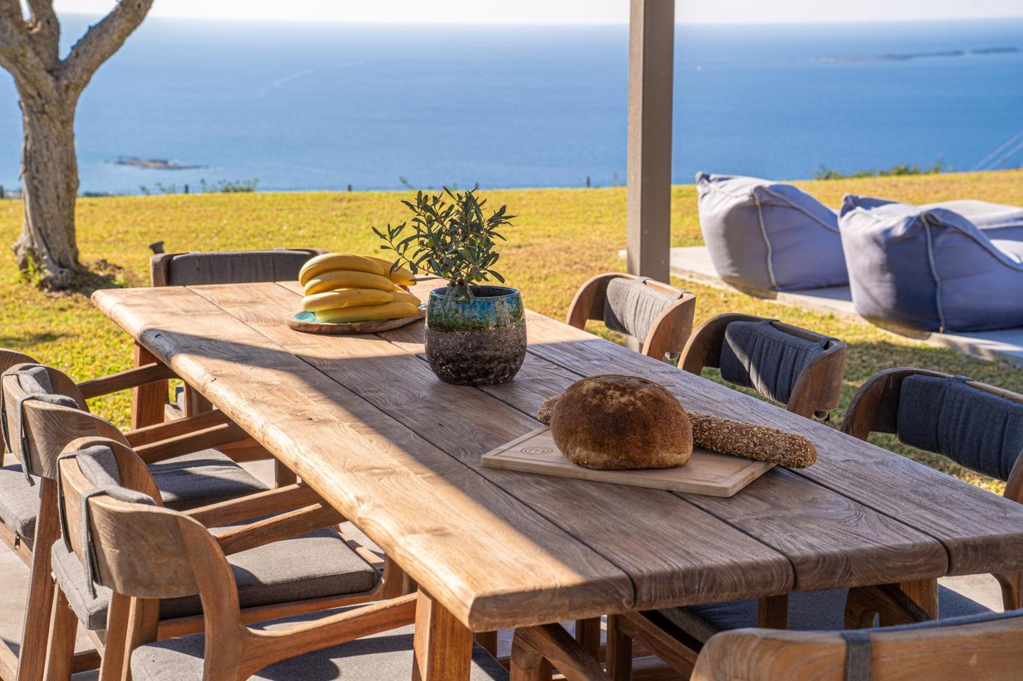 Grande Azzurro In Lakithra Villa Екстериор снимка